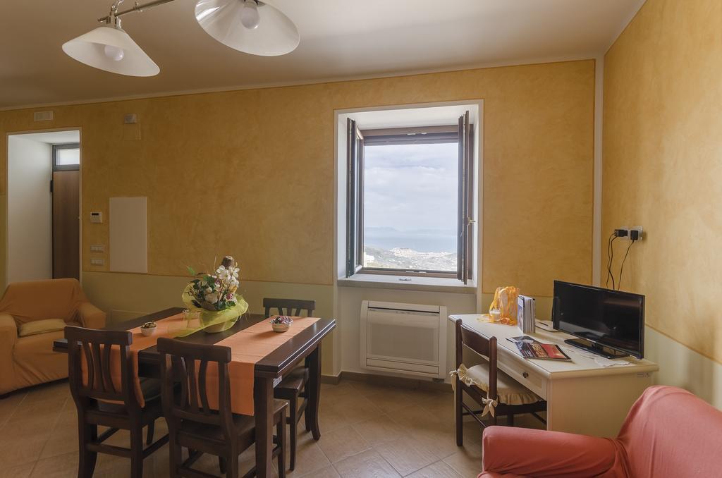 Bed and Breakfast Al Casale Dei Nonni Laureana Cilento Zewnętrze zdjęcie
