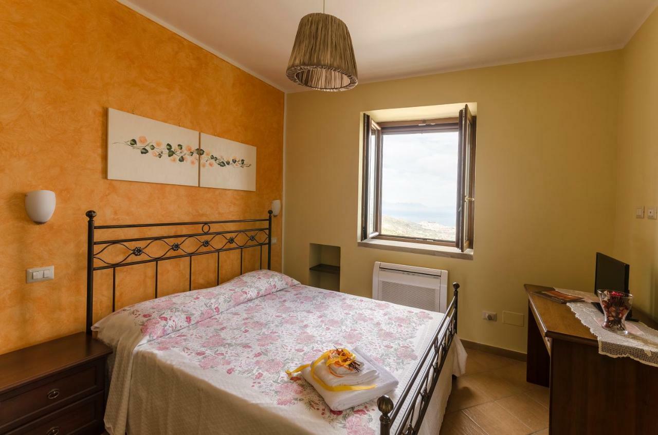 Bed and Breakfast Al Casale Dei Nonni Laureana Cilento Zewnętrze zdjęcie